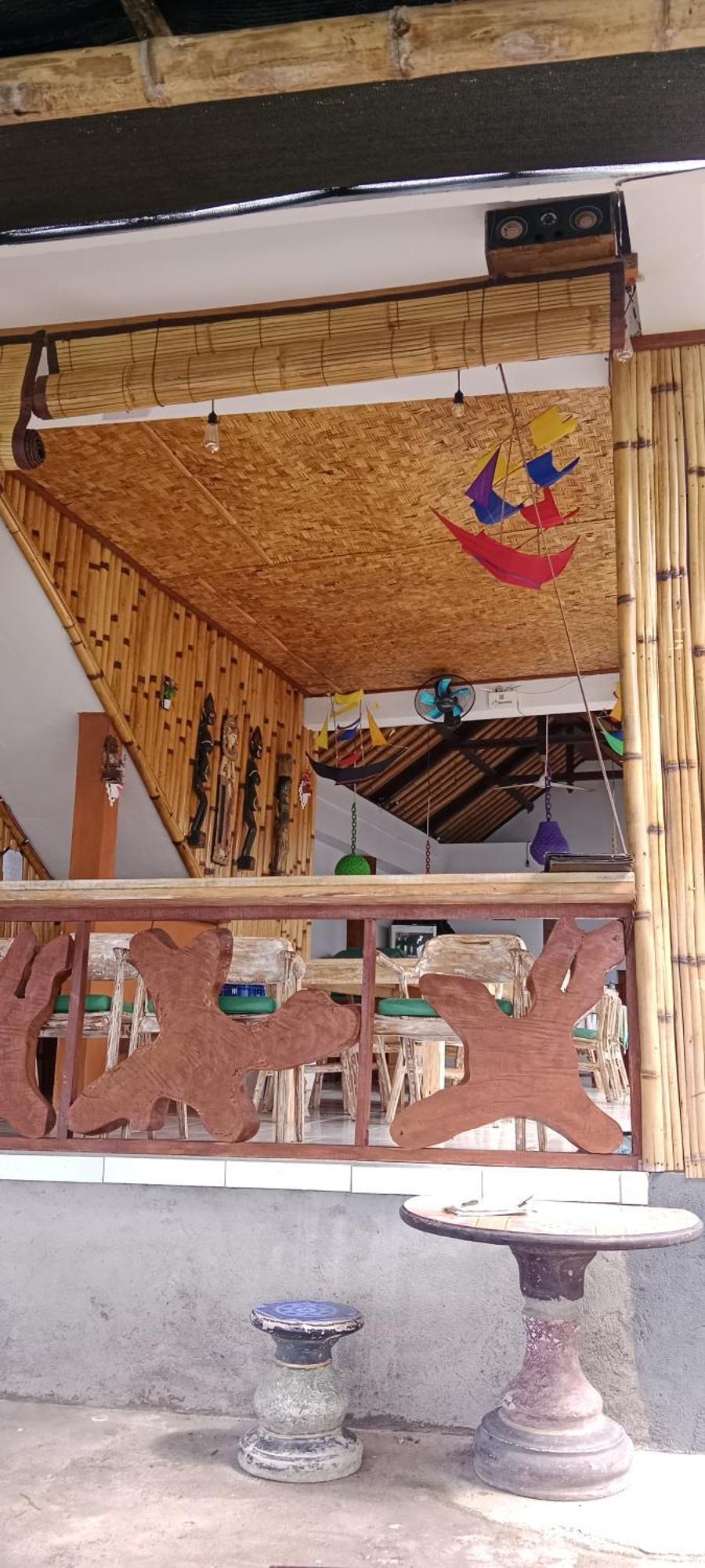 Beten Enjung Home Stay&waroeng Amed Buitenkant foto