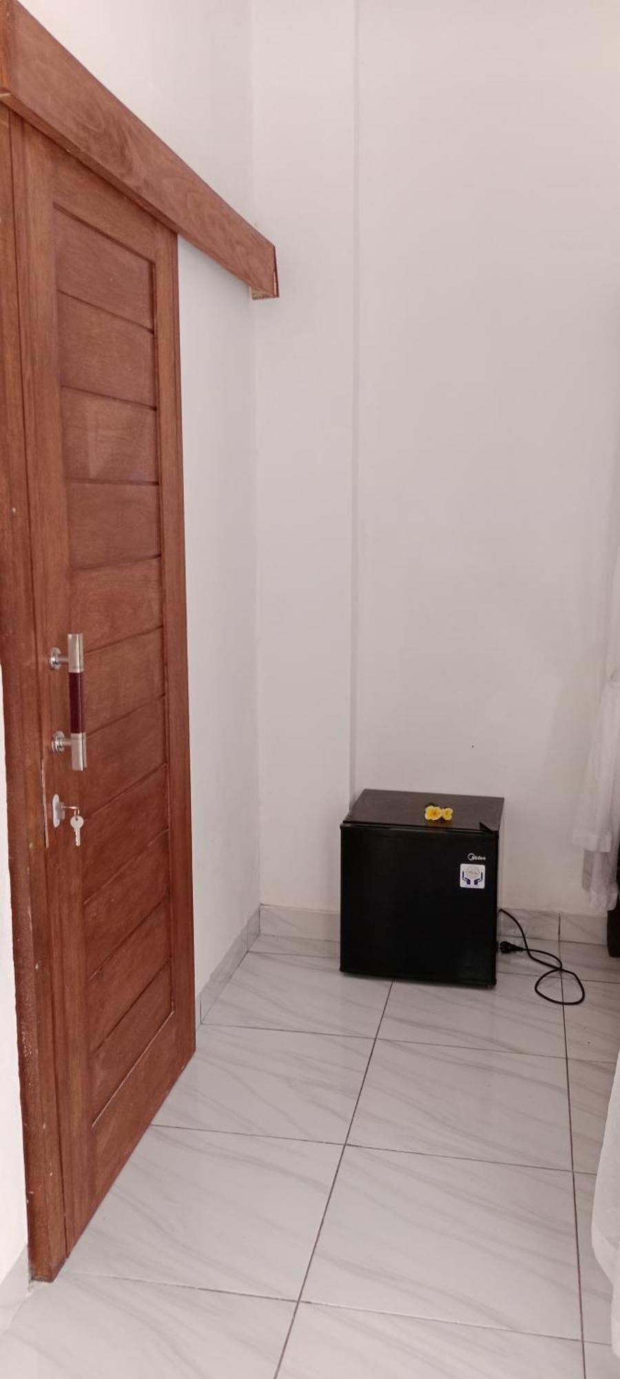 Beten Enjung Home Stay&waroeng Amed Buitenkant foto