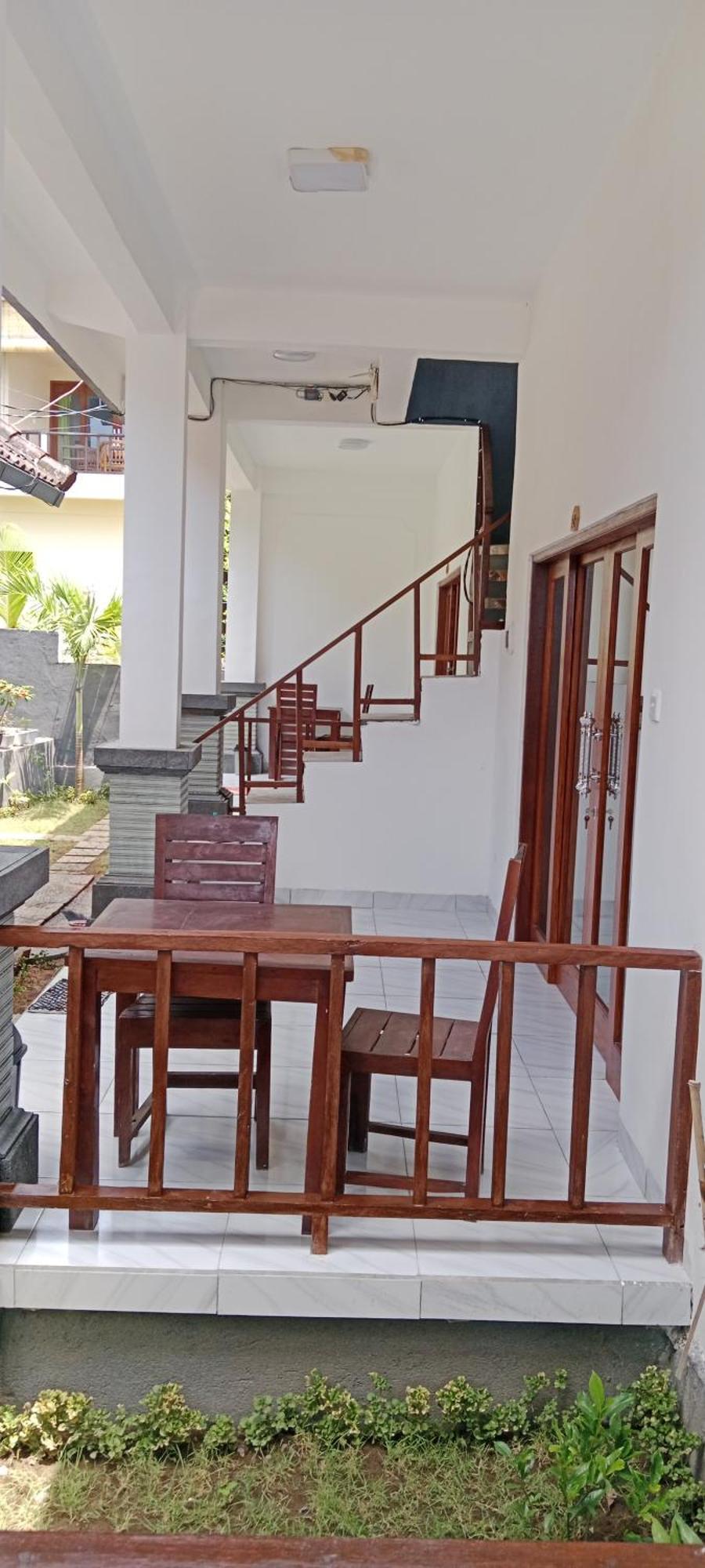Beten Enjung Home Stay&waroeng Amed Buitenkant foto