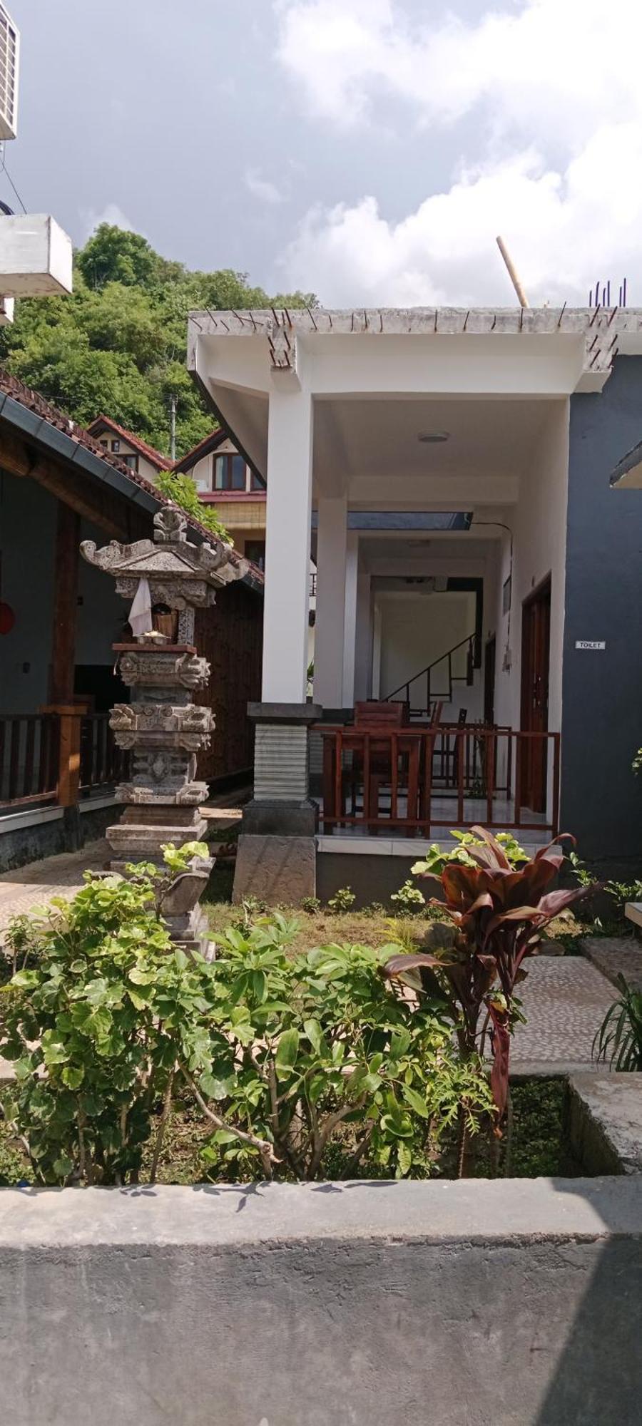 Beten Enjung Home Stay&waroeng Amed Buitenkant foto