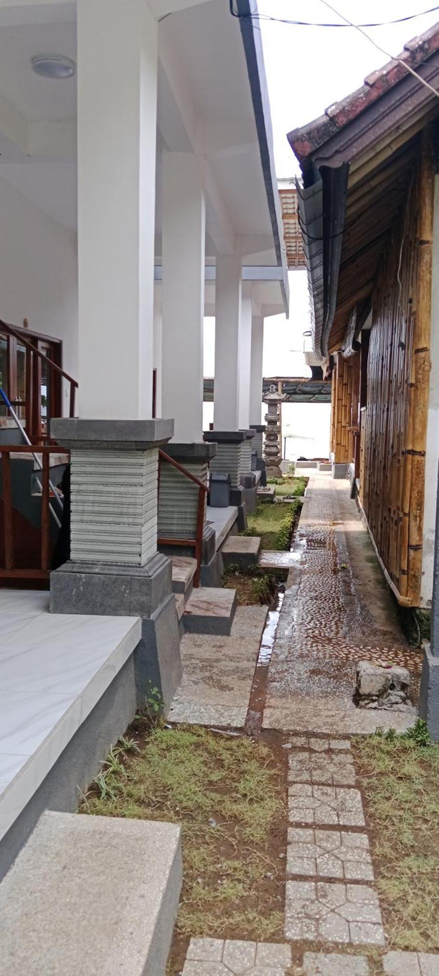 Beten Enjung Home Stay&waroeng Amed Buitenkant foto